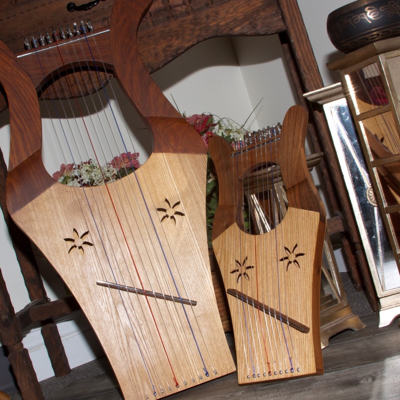 Roosebeck Kinnor Harp - Light