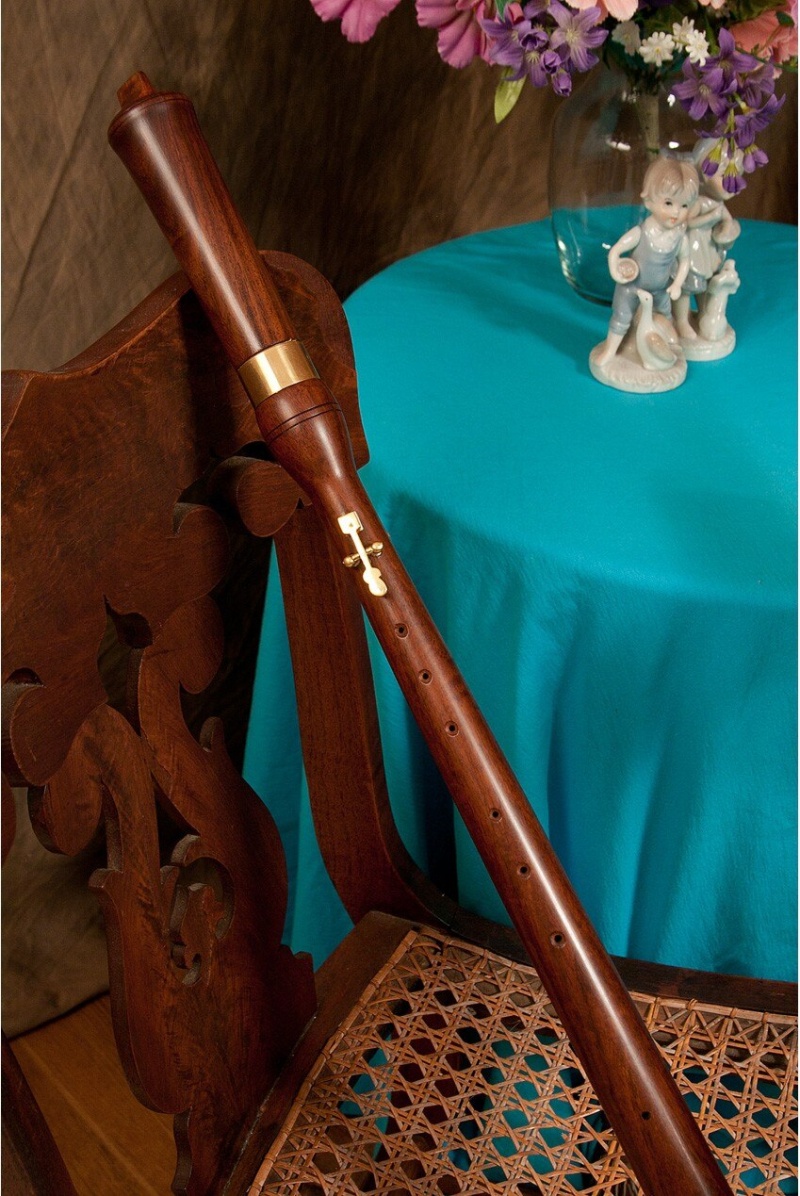 Roosebeck Straight Cromorne Medieval Pipe 28-Inch *Blemished