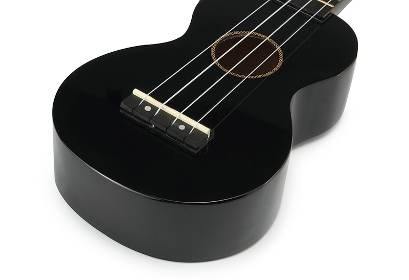 Mahalo Mr1-Bk Rainbow Soprano Ukulele. Black